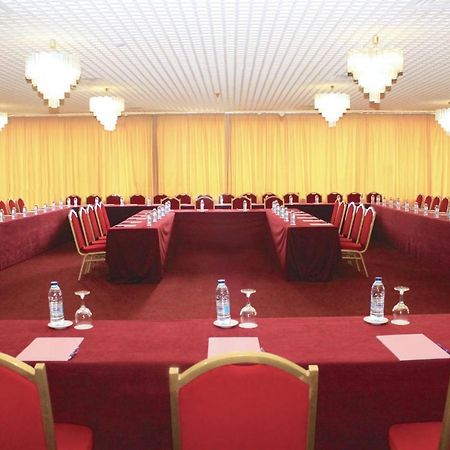 Hotel Mont Febe Yaounde Bagian luar foto