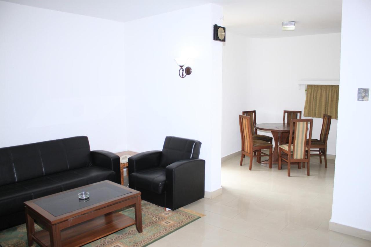 Hotel Mont Febe Yaounde Bagian luar foto