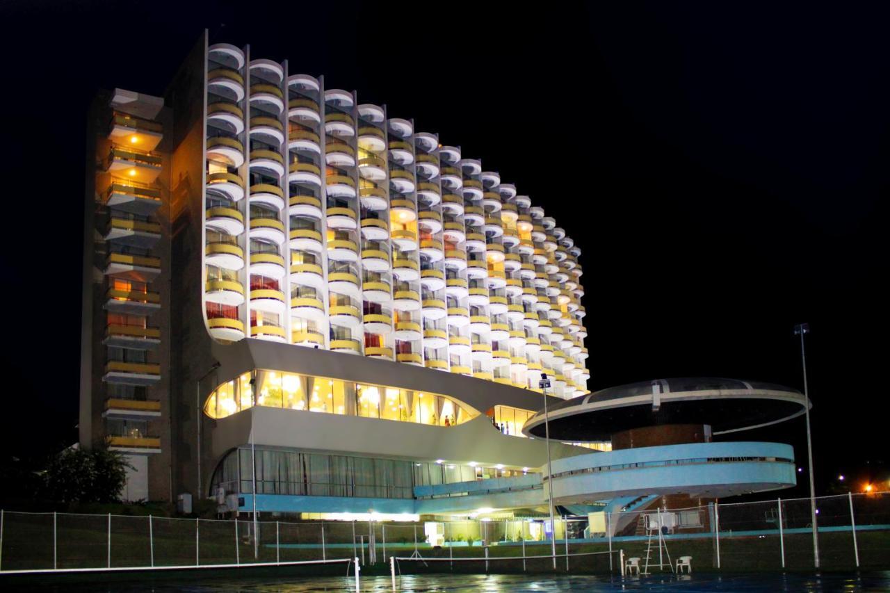 Hotel Mont Febe Yaounde Bagian luar foto