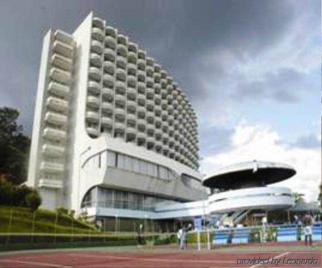 Hotel Mont Febe Yaounde Bagian luar foto