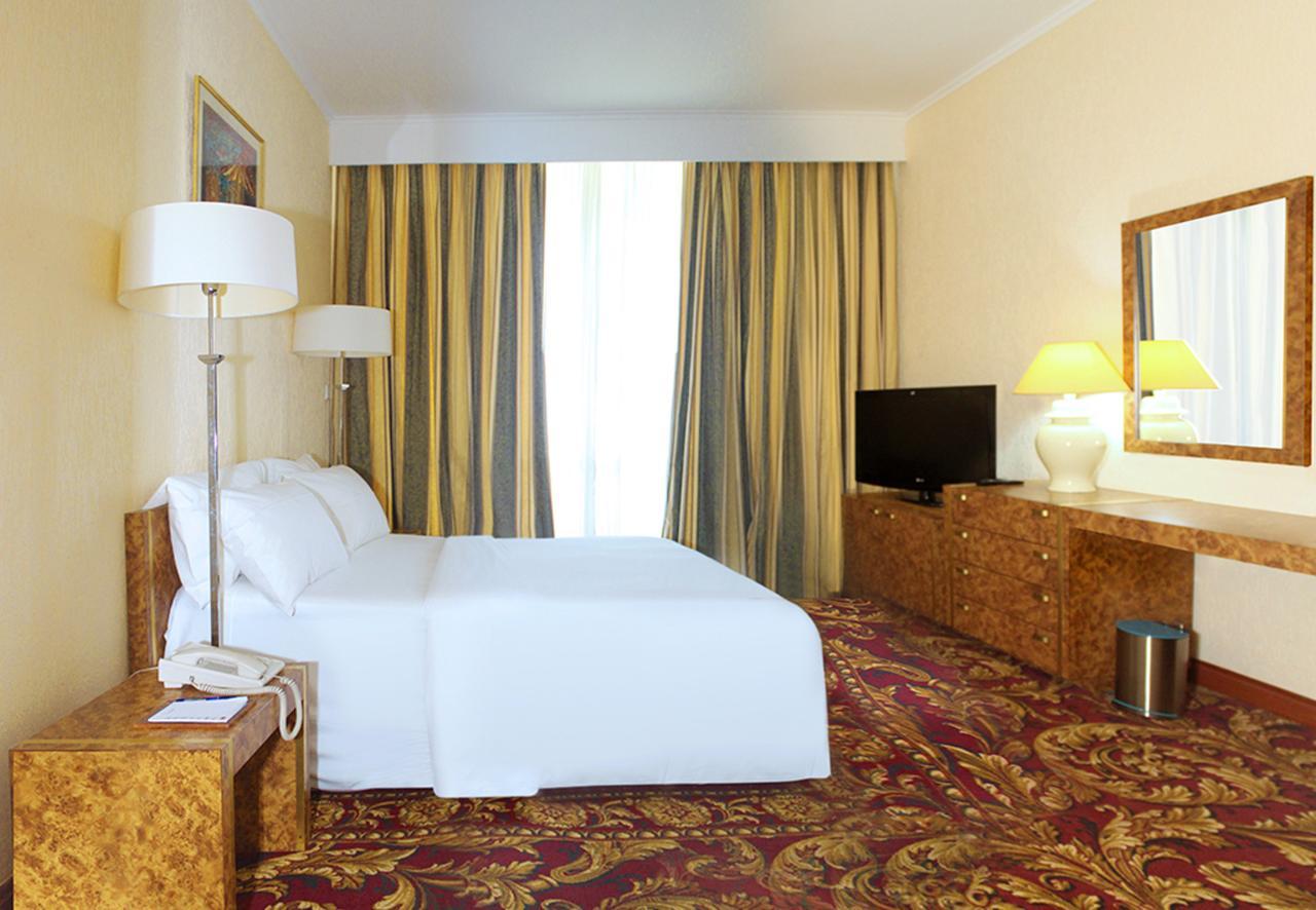 Hotel Mont Febe Yaounde Bagian luar foto