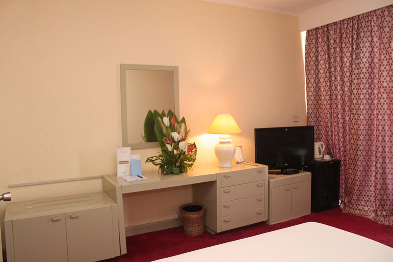 Hotel Mont Febe Yaounde Bagian luar foto