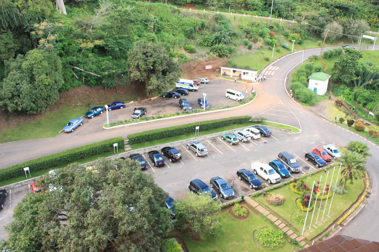 Hotel Mont Febe Yaounde Bagian luar foto