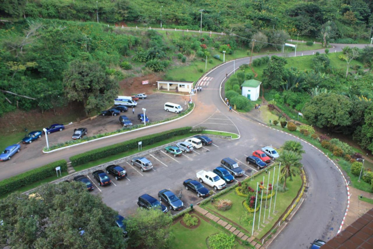 Hotel Mont Febe Yaounde Bagian luar foto