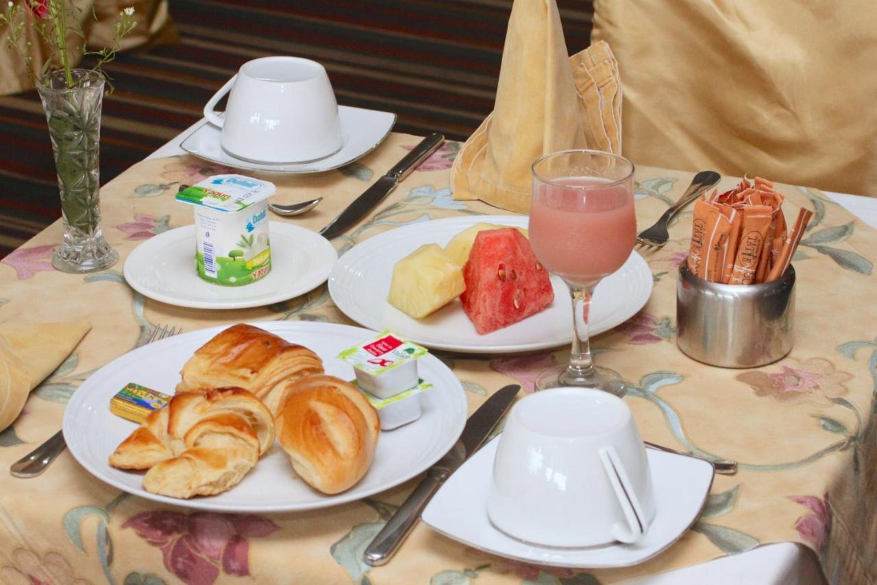 Hotel Mont Febe Yaounde Bagian luar foto
